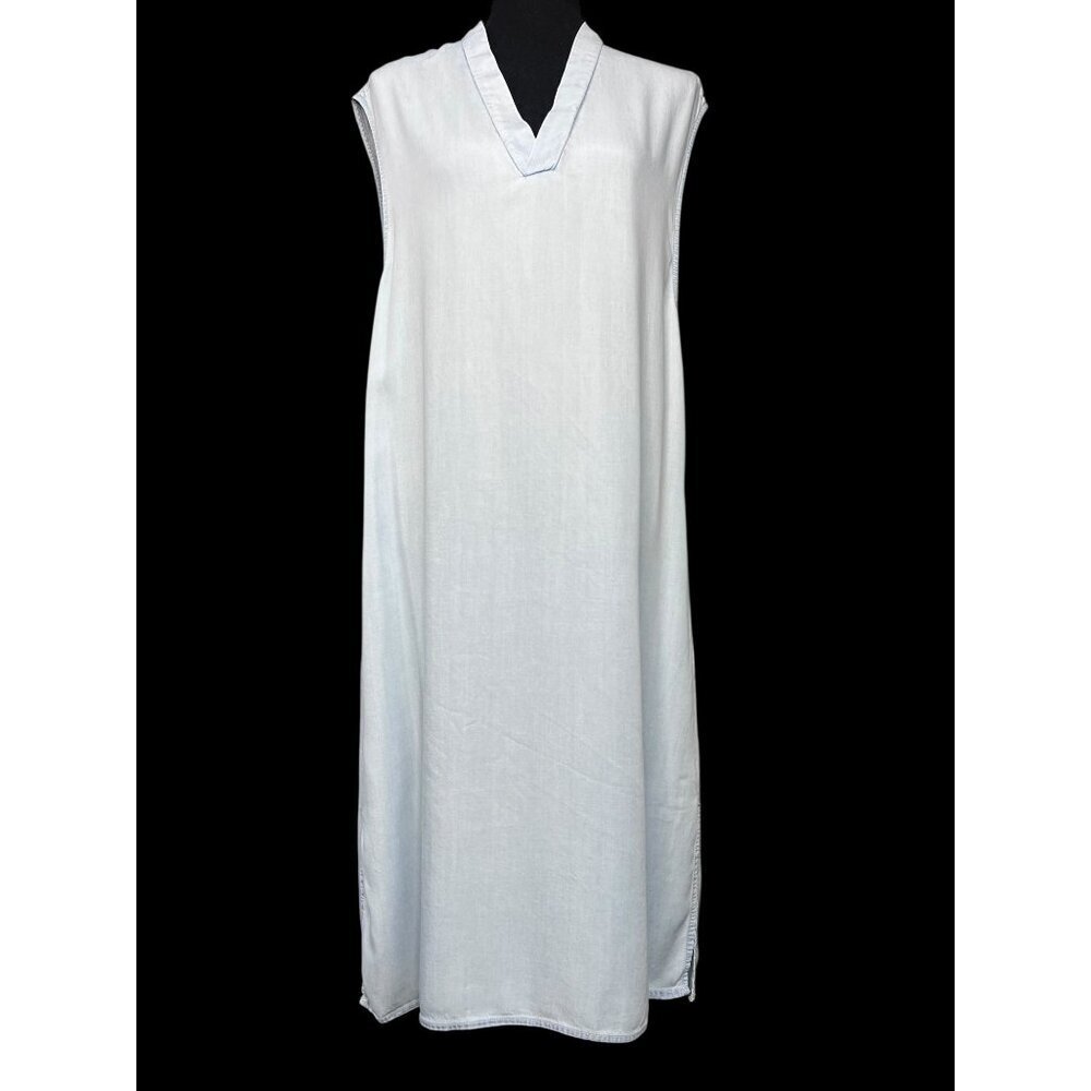 MTWTFSS Denim Tunic Dress WOMEN MEDIUM Light Blue Sleeveless V-Neck Pockets